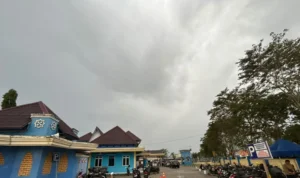 pemicu-adanya-gelombang-kelvin-serta-keberadaan-bibit-siklon-tropis-di-timur-filipina-menjadi-pemicu-cuaca-ekstrem-di-kaltara-eliazarradar-tarakan-E1g0q