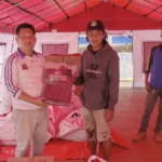 BANTUAN DSP3PMD menyalurkan bantuan dari Kemensos ke korban kebakaran