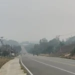 KABUT ASAP Kondisi jalan di Nunukan diselimuti kabut asap sejak Minggu