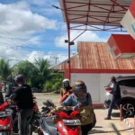 bbm-suasana-antrean-disalah-satu-pertashop-di-malinau-kota-foto-diparadar-tarakan-CiOlK