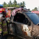 terbakar-kondisi-kendaraan-milik-zaenal-yang-terbakar-diduga-akibat-korsleting-dari-mesin-pompa-AUJwm