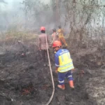 KERAHKAN BWS V Kalimantan Tanjung Selor mengerahkan personel untuk membantu pemadam karhutla