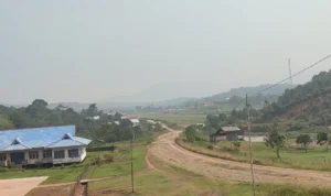 TERGANGGU Kondisi Kecamatan Krayan Selatan diselimuti kabut asap yang terjadi sejak Minggu