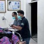 DITEMUKAN Seorang wanita yang ditemukan meninggal kondisi tidak sadarkan diri di Jalan Gajah Mada