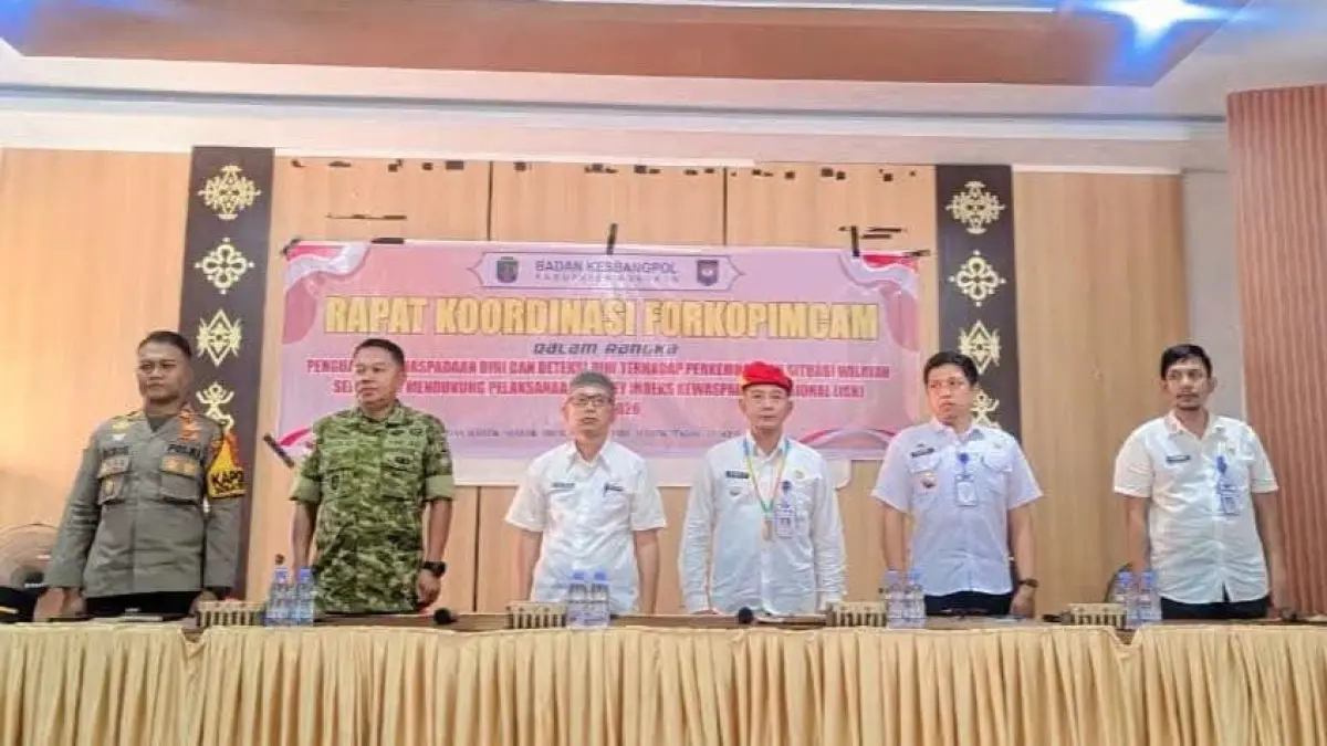 PENGUATAN Rapat Koordinasi Forkopimcam Sebatik Timur dalam upaya perkuat deteksi dini di wilayah perbatasan